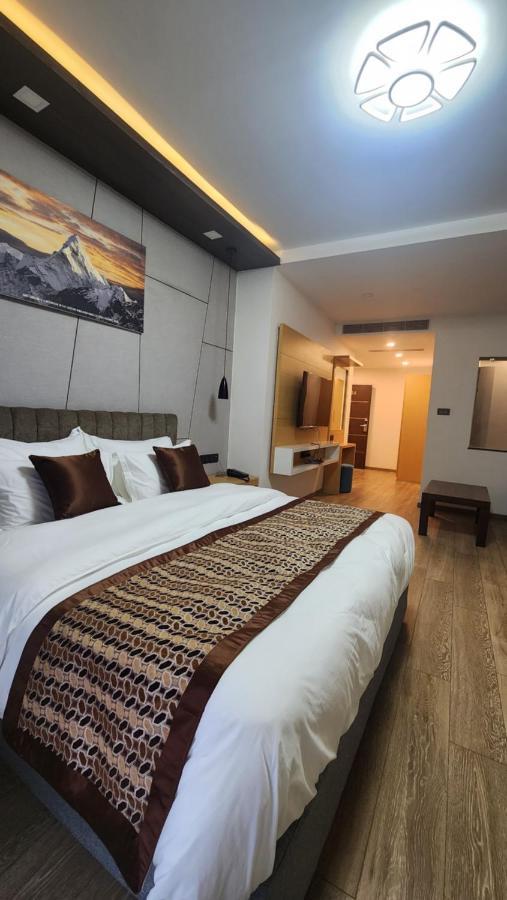 Prudential Hotel Nepal Katmandou Extérieur photo
