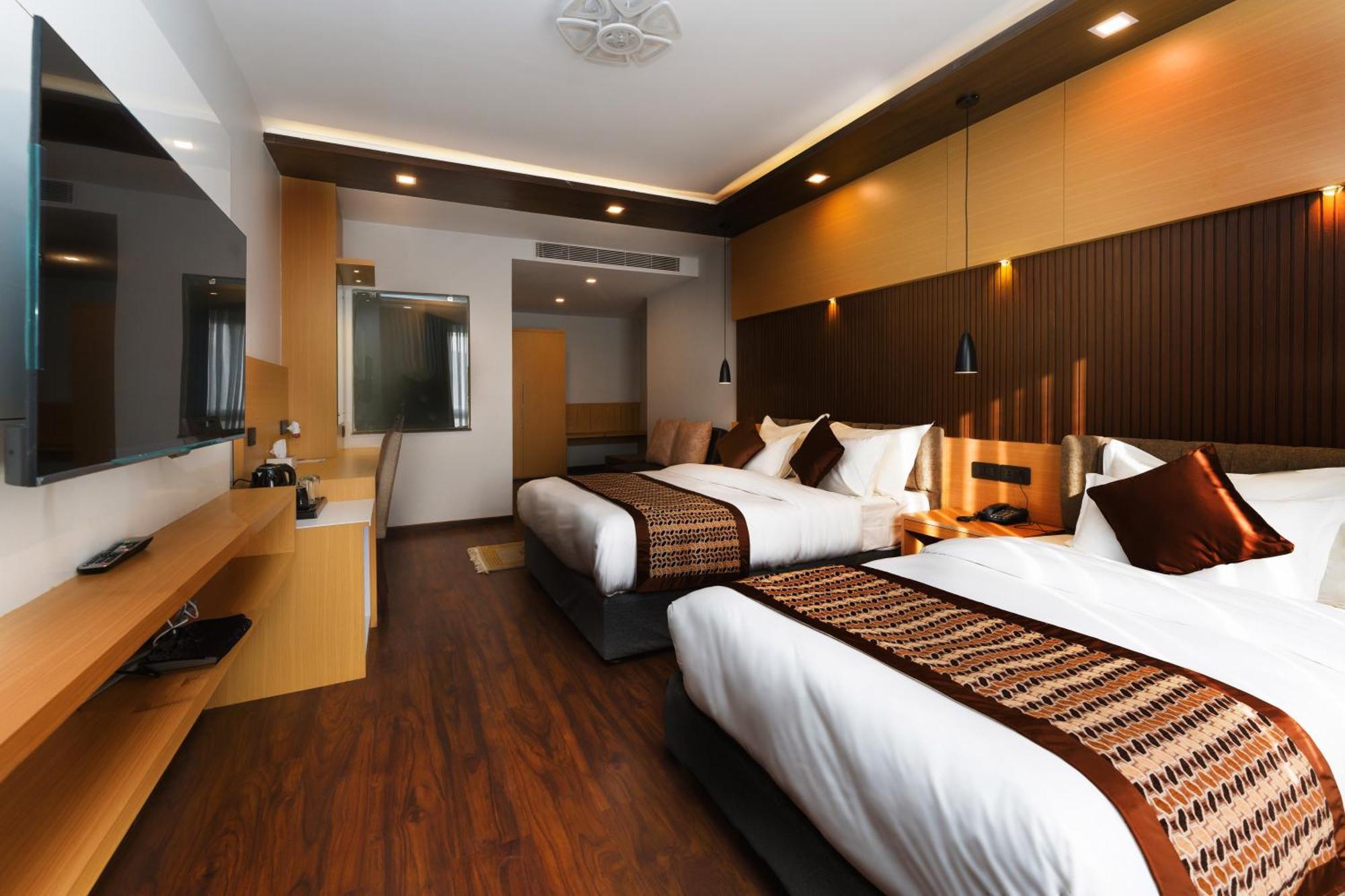 Prudential Hotel Nepal Katmandou Extérieur photo